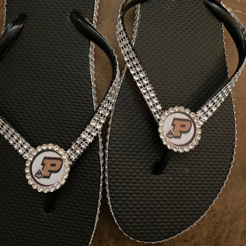 Purdue flip flops